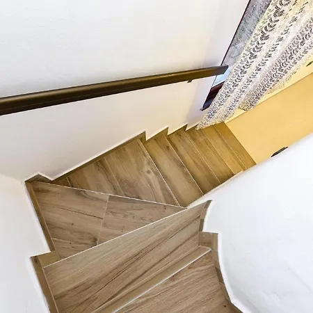 Stylish Family Retreat With Shared Pool Apartmán *