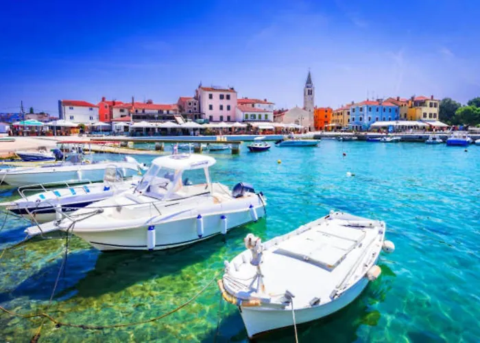 Stylish Family Retreat With Shared Pool Apartman Fažana